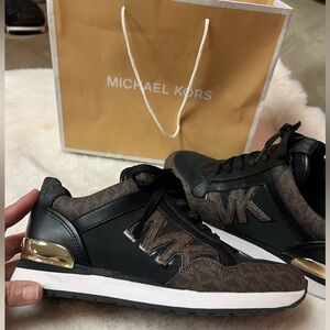 Women's Shoes Sneakers MICHAEL KORS MADDY TRAINER MK